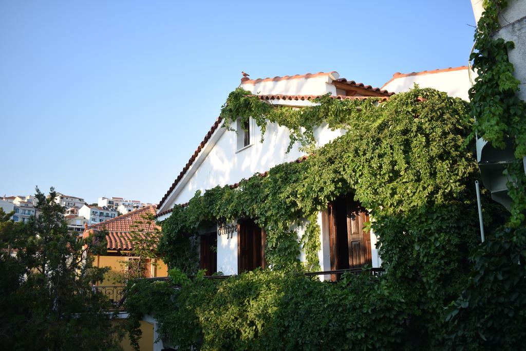 Pension Felippe Pythagoreio  Exterior photo